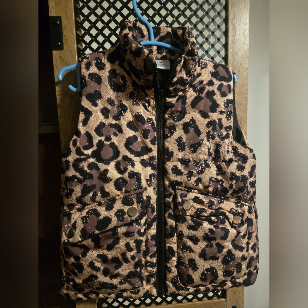 Kids Leopard Print Puffer Vest